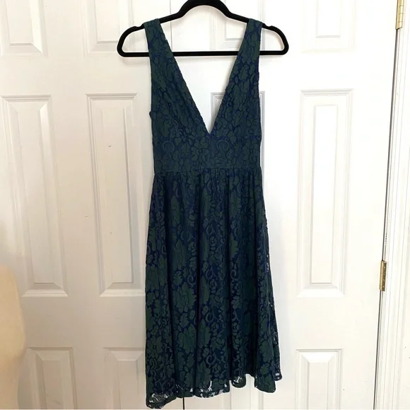 green emerald velvet dress Lulus White Puff Long Sleeve Square Neck Mini A-Line Fit & Flare Dress Size  XS main image 0